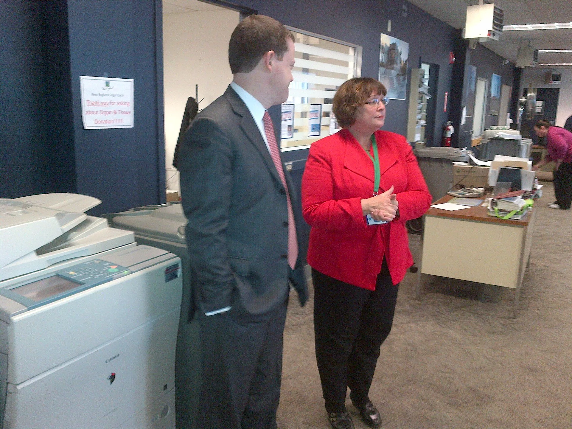 MassDOT Secretary Richard Davey speaks with Worcester RMV branch manager Donna Miller. Management foundations for a new manager: what changes in the first months
