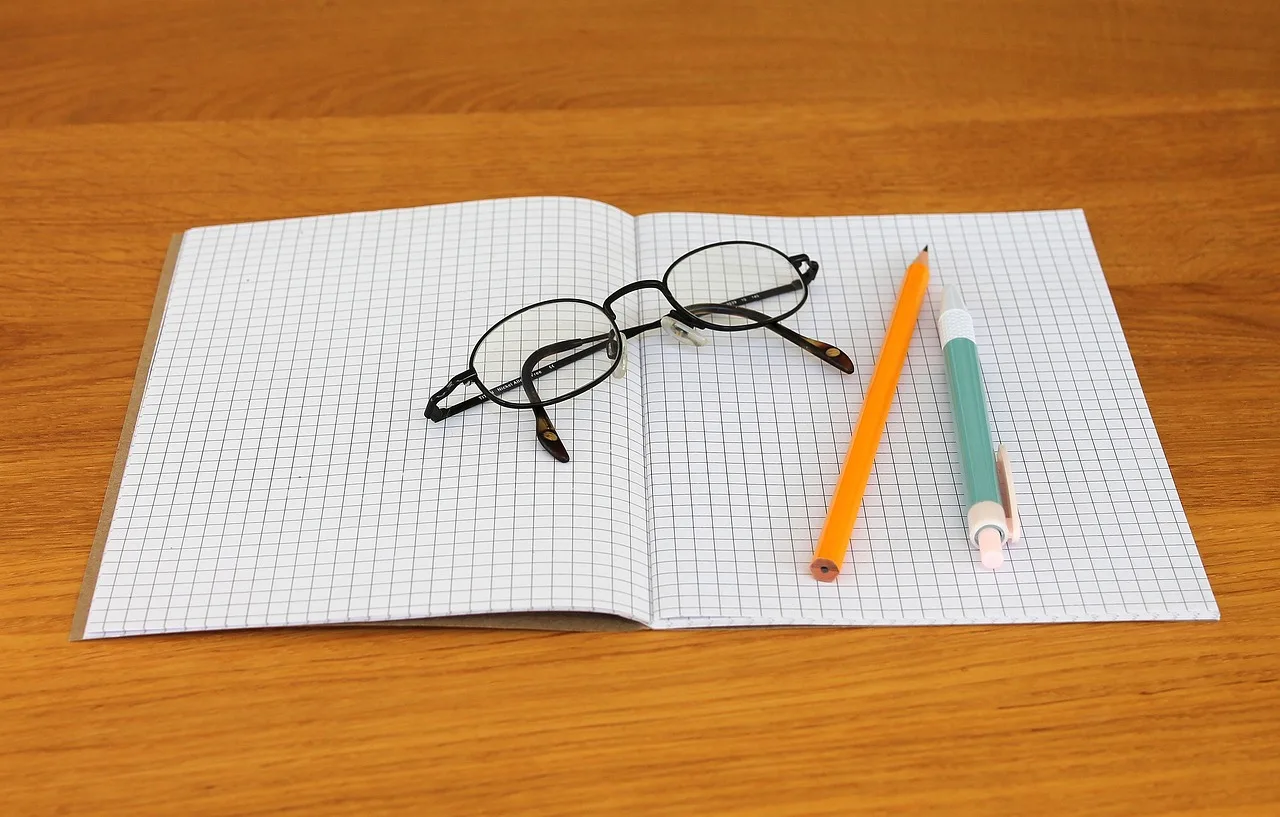 note, notebook, writing utensils, pencil, ball pen, glasses, write, school, office, school start, ball pen, ball pen, ball pen, ball pen, ball pen, school start, school start. Team management metrics start with a test, not a spreadsheet of numbers